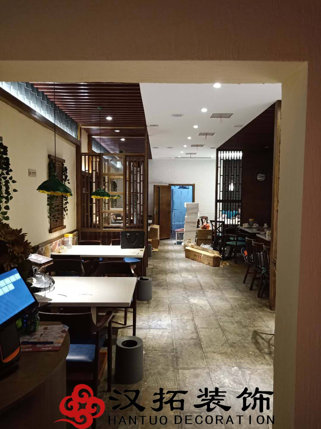 恭祝渝蛙館餐飲項(xiàng)目竣工大吉 內(nèi)附實(shí)景圖 恭祝渝蛙館餐飲項(xiàng)目竣工大吉 內(nèi)附實(shí)景圖