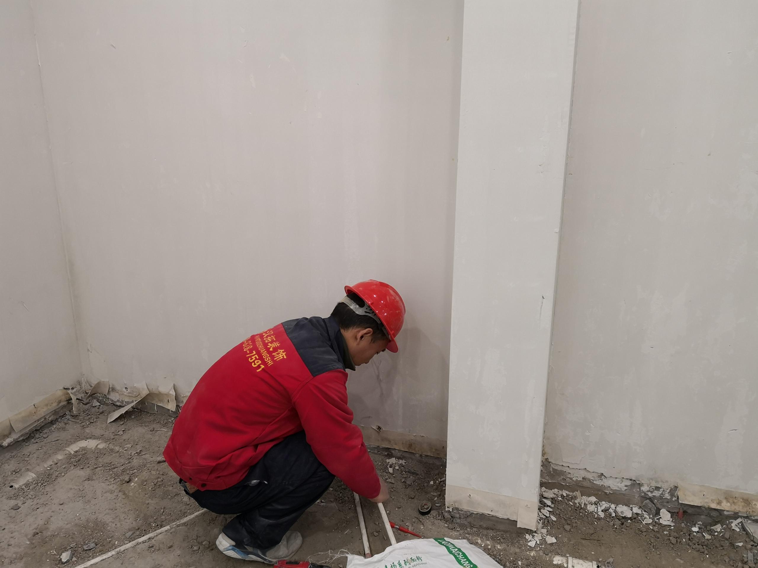 八喜供暖專賣店展廳牽手漢拓裝飾，施工進(jìn)行時(shí)....