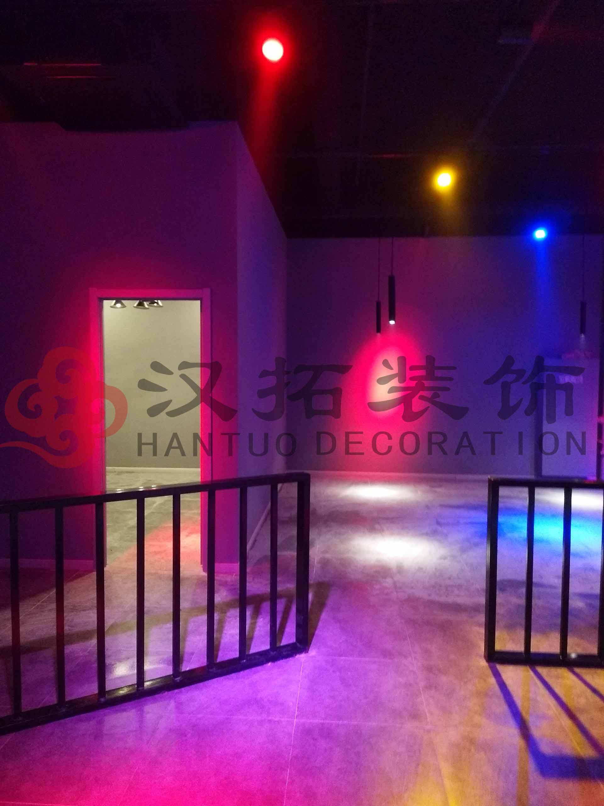 施工進(jìn)行時(shí)——友客音樂(lè)烤吧現(xiàn)場(chǎng)燈光效果圖