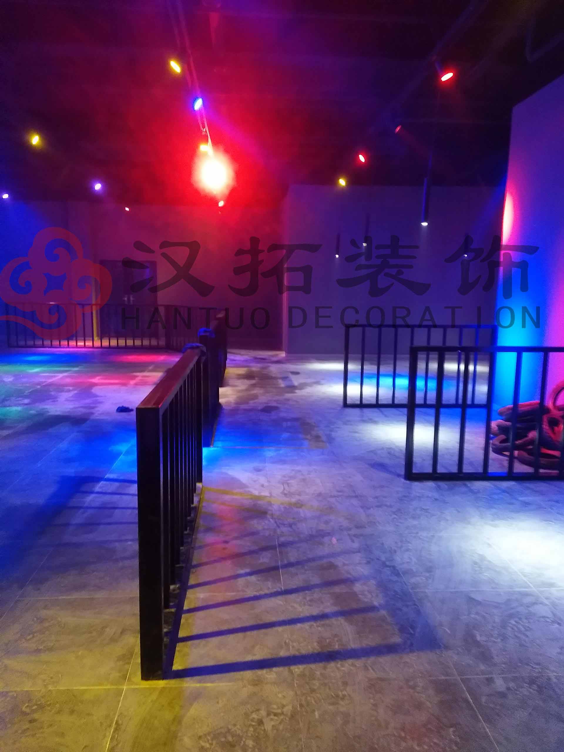 施工進(jìn)行時(shí)——友客音樂(lè)烤吧現(xiàn)場(chǎng)燈光效果圖